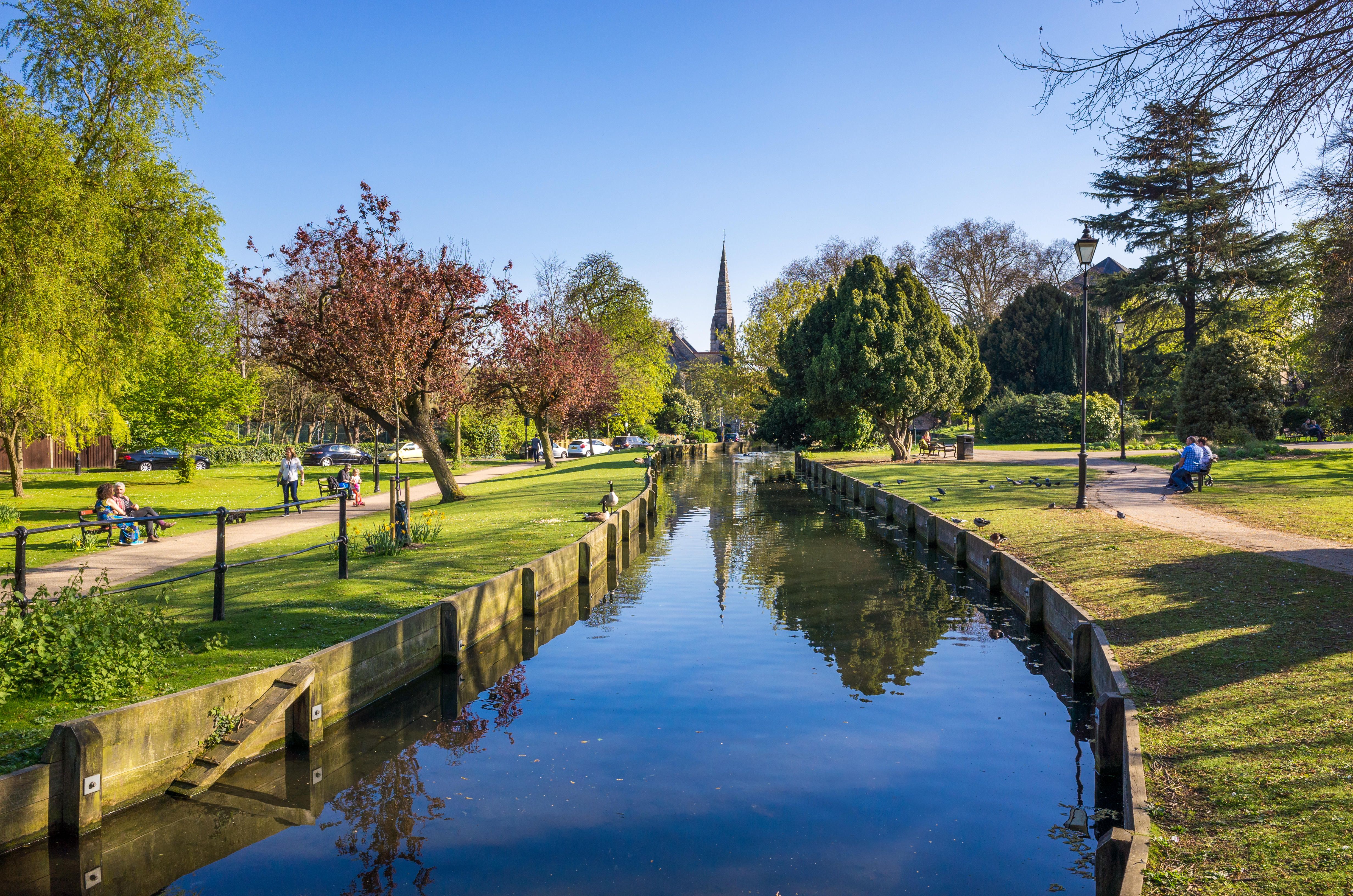 รถเช่าในเอนฟิลด์