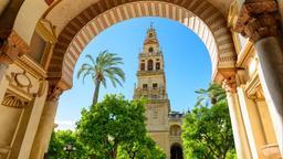 โรงแรม คอร์โดบา ใกล้ Mosque–Cathedral of Córdoba