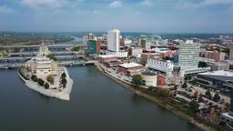 โรงแรมใกล้ สนามบิน Cedar Rapids
