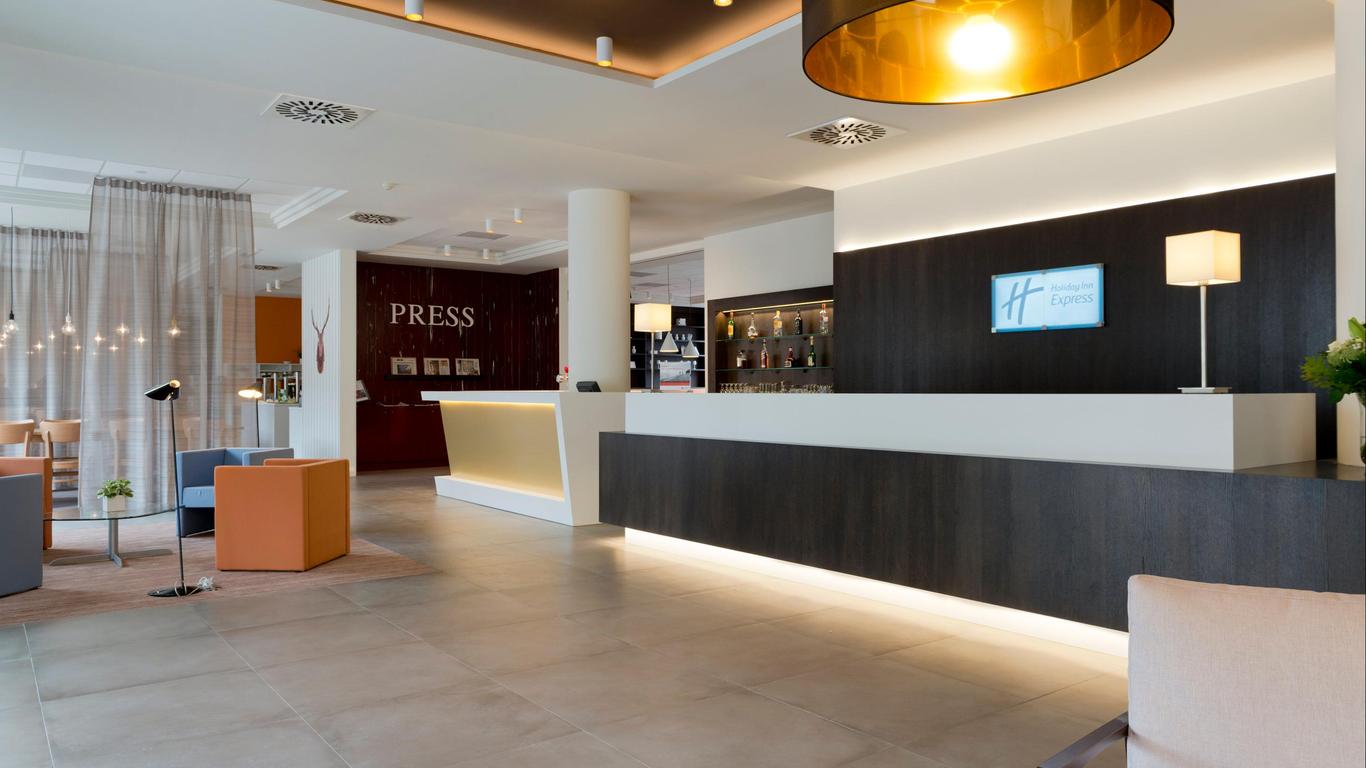 ฮอลิเดย์ อินน์ เอ็กซ์เพรส แอนต์เวิร์ป ซิตี้-นอร์ท บาย IHG