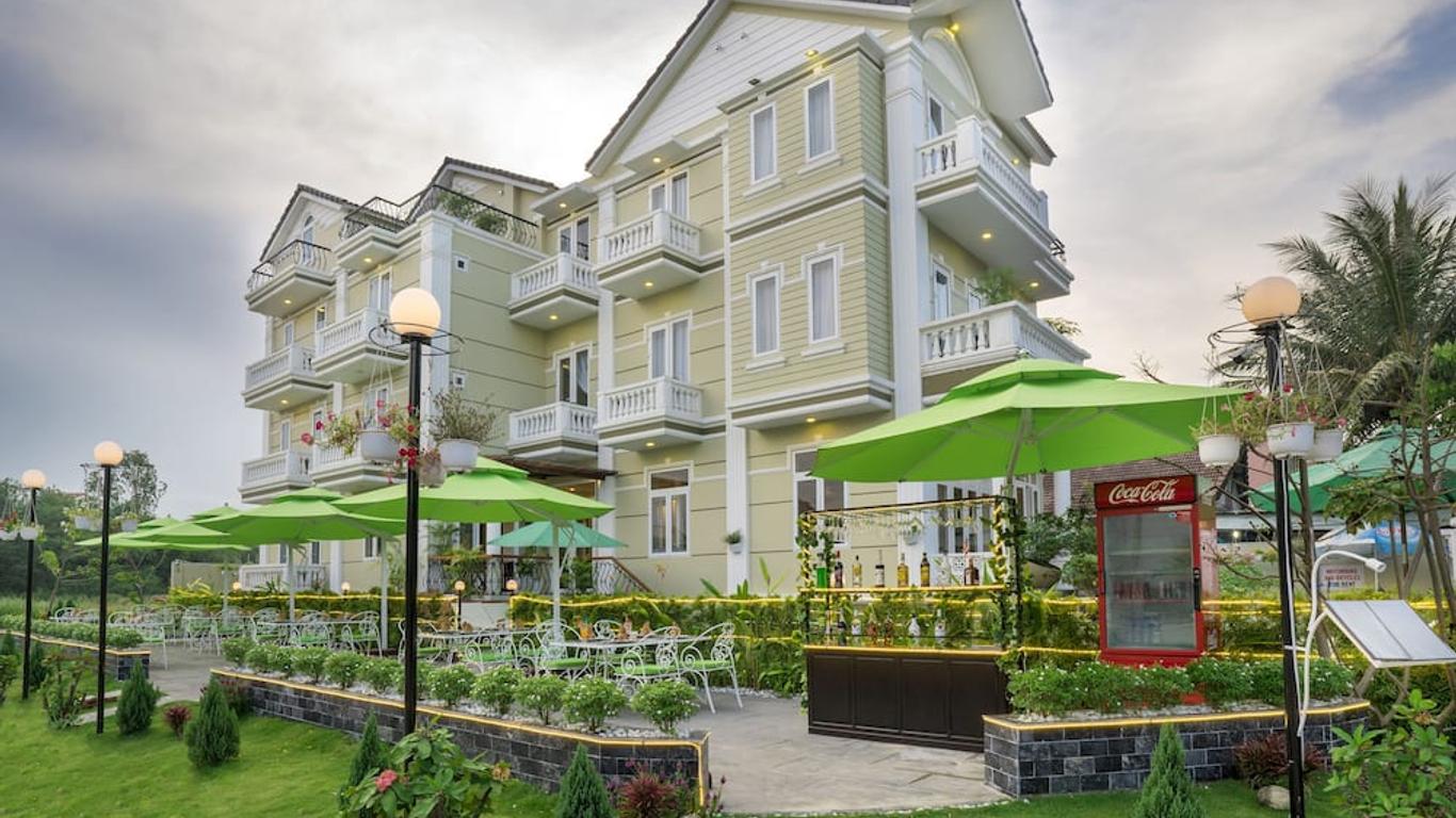 โรงแรม Golden Bell Backpacker & บาร์สระว่ายน้ำ