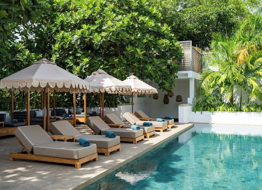 สระว่ายน้ำ รูปภาพ