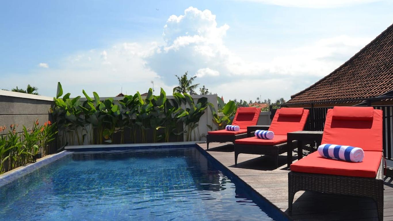 โรงแรมสวาร์นา ซานูร์