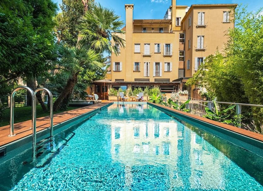 สระว่ายน้ำ รูปภาพ