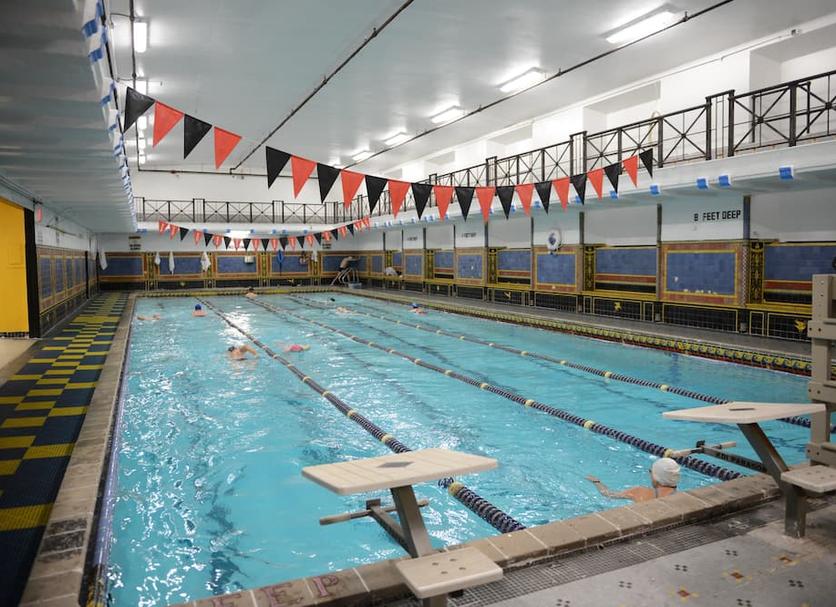 สระว่ายน้ำ รูปภาพ