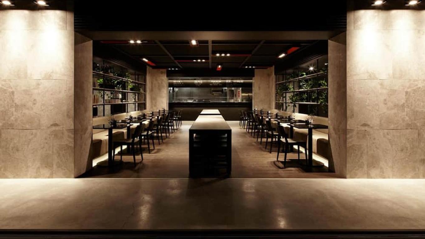 โรงแรมลิตเทิลเนชั่นแนล แคนเบอร์รา