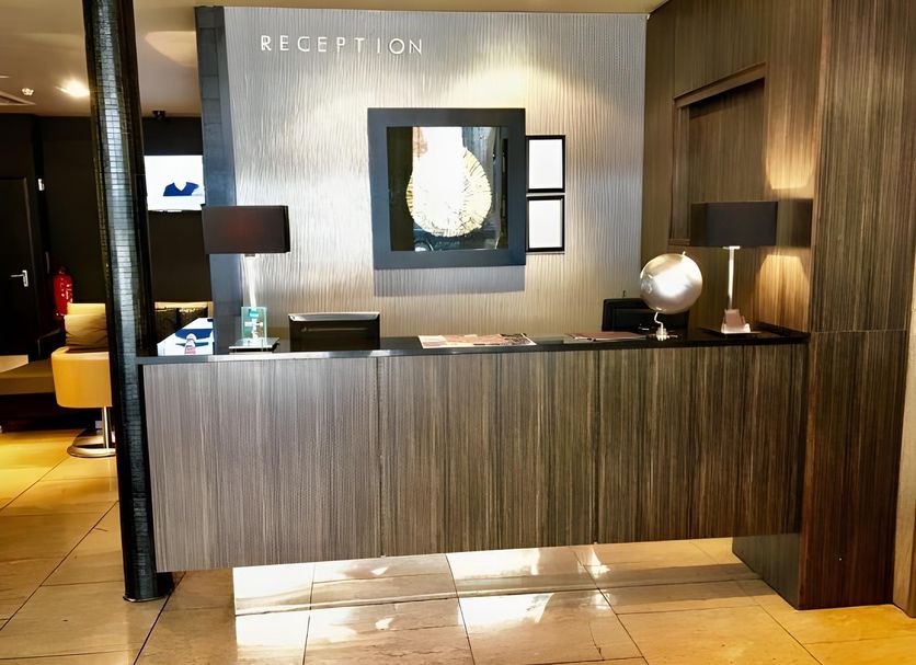 แผนกต้อนรับส่วนหน้า รูปภาพ