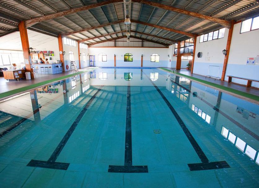 สระว่ายน้ำ รูปภาพ