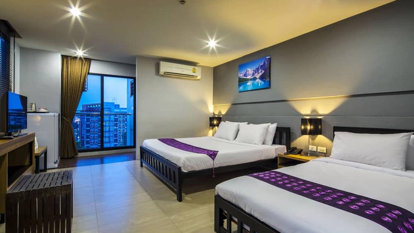 โรงแรมลิโวเทล ลาดพร้าว กรุงเทพ