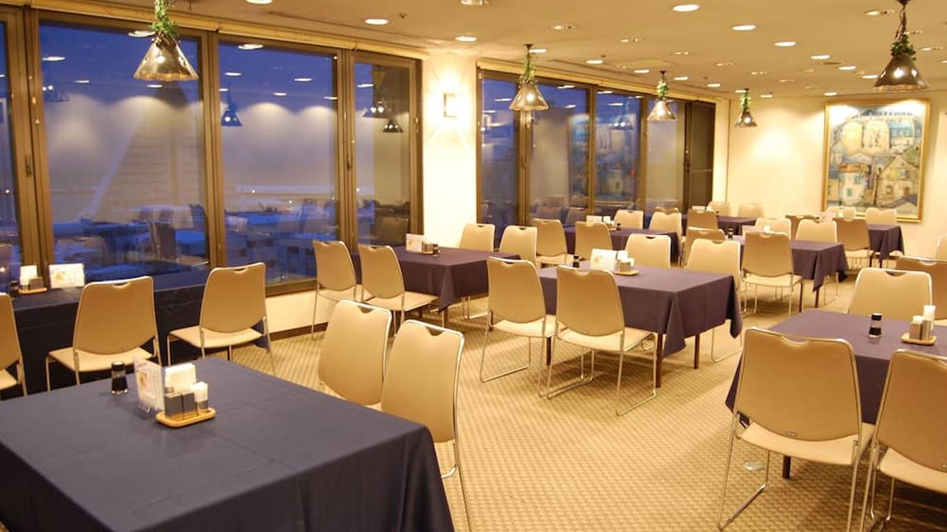 โรงแรมซันรูท อาโอโมริ