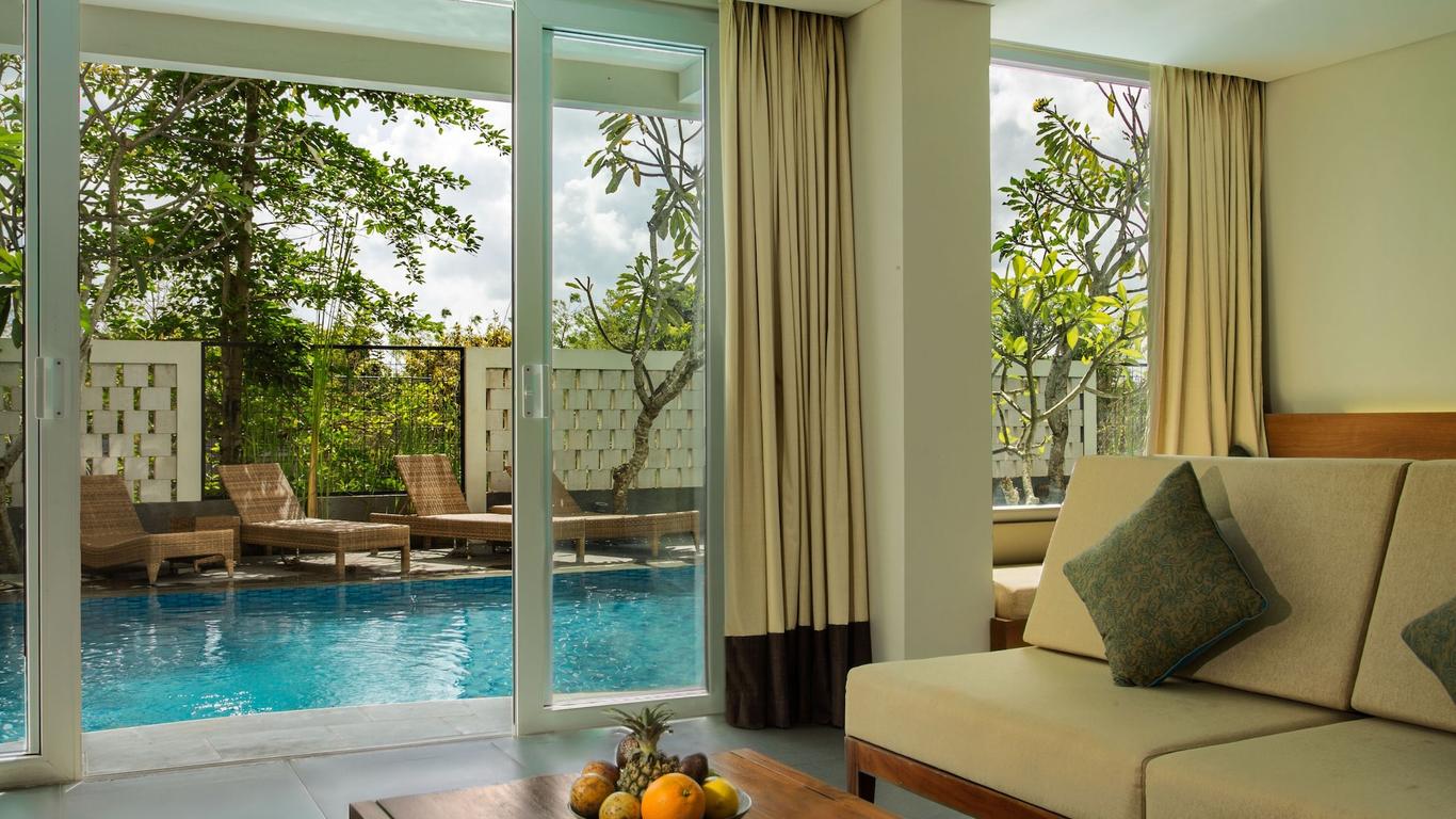 โรงแรมพารากอน เซมินยัก