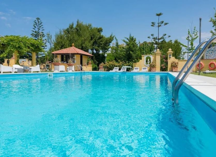 สระว่ายน้ำ รูปภาพ