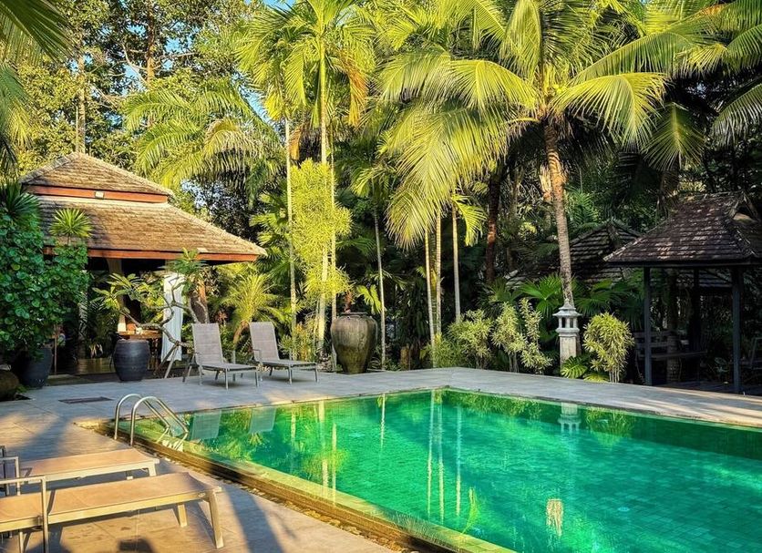 สระว่ายน้ำ รูปภาพ