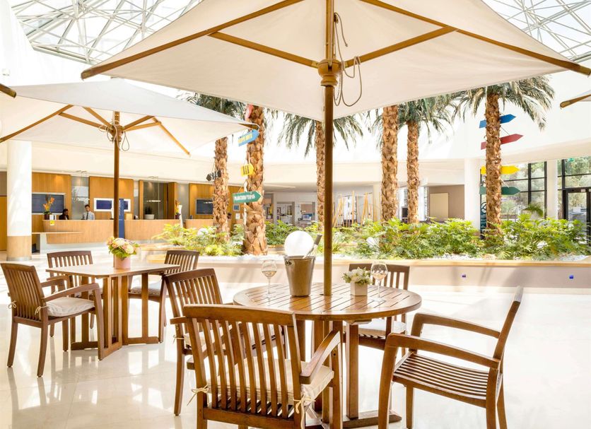 ลาน รูปภาพ