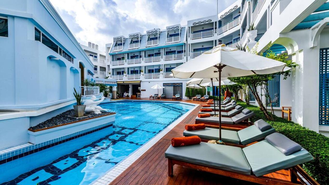 โรงแรมอันดามัน ซีวืว