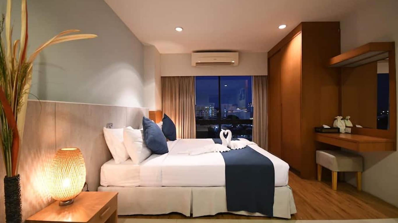 โรงแรมคริสตัลเจด