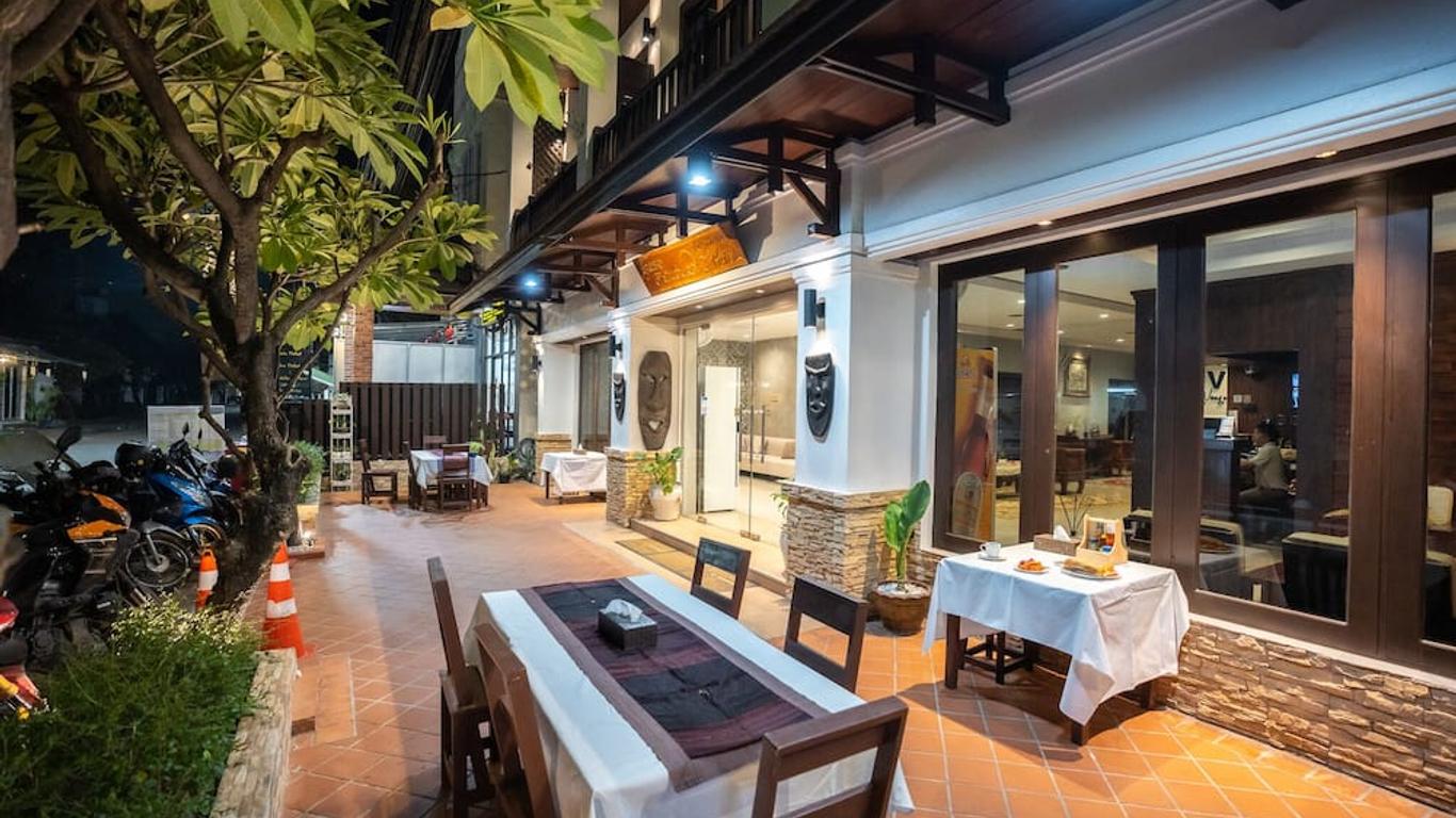 โรงแรม Vks