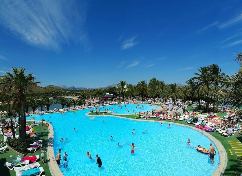 สระว่ายน้ำ รูปภาพ