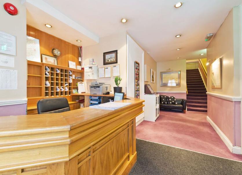 แผนกต้อนรับส่วนหน้า รูปภาพ