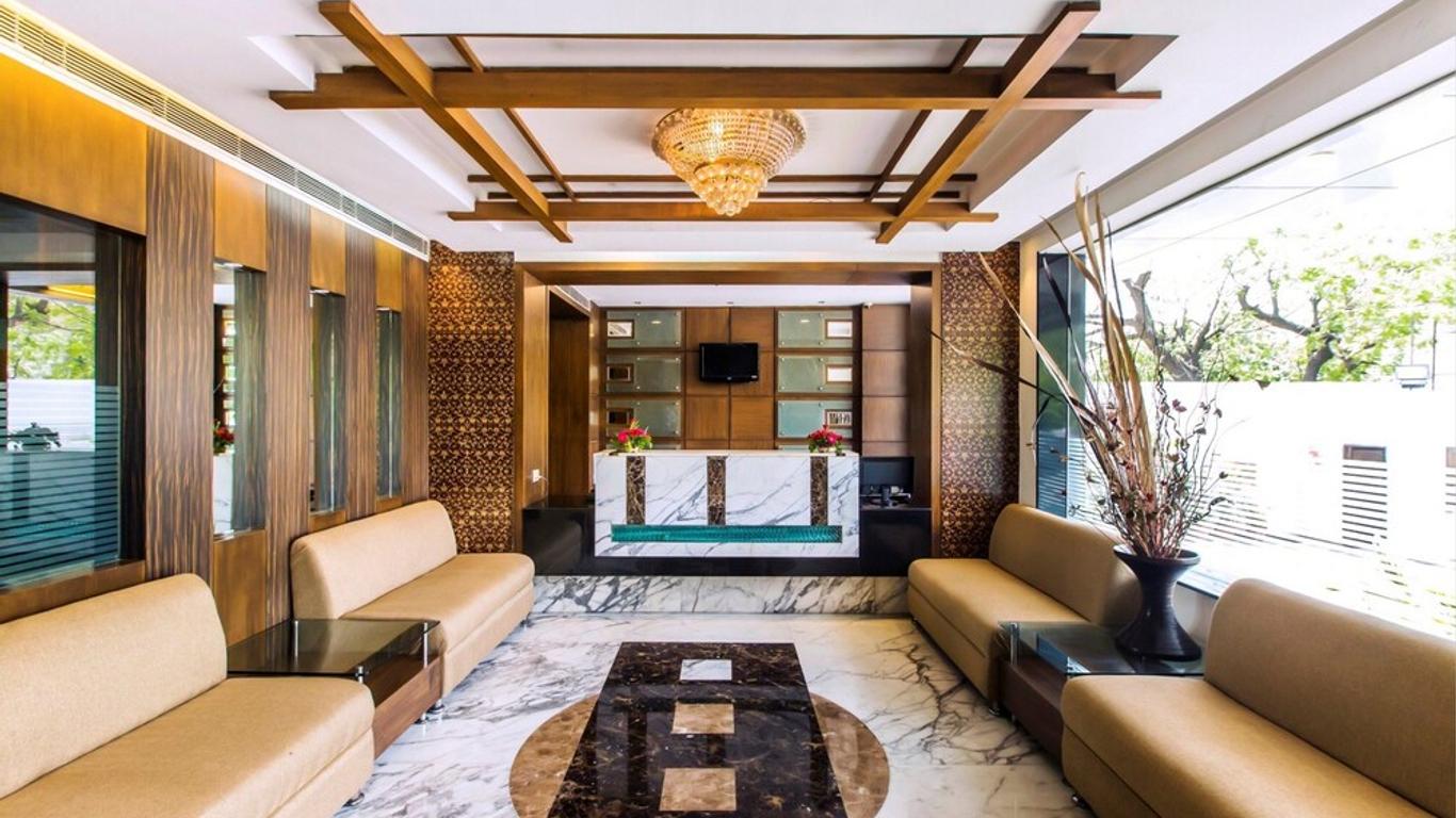 โรงแรม โกลเด้น แมนเนอร์