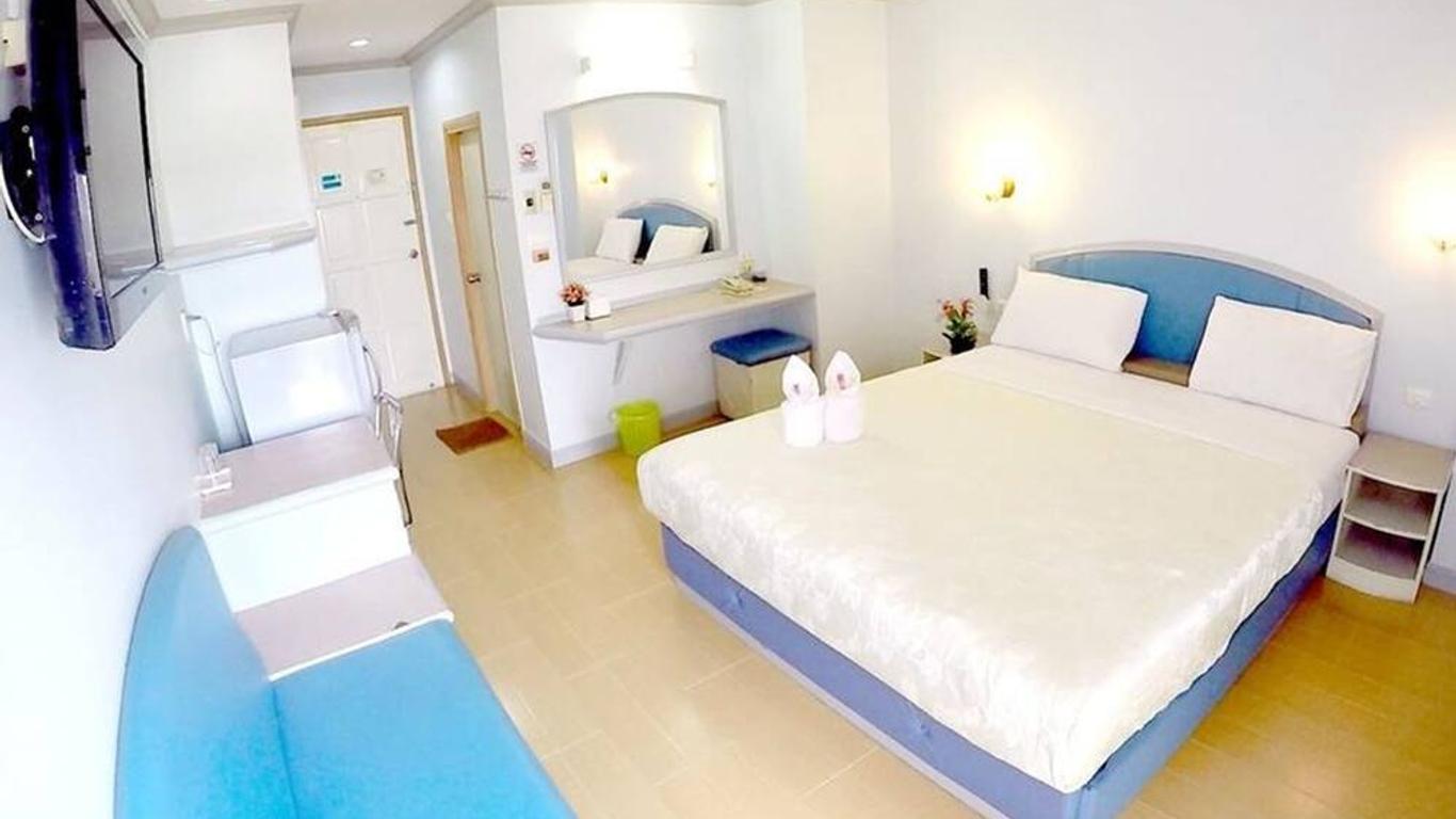 โรงแรม พี เอ เพลส
