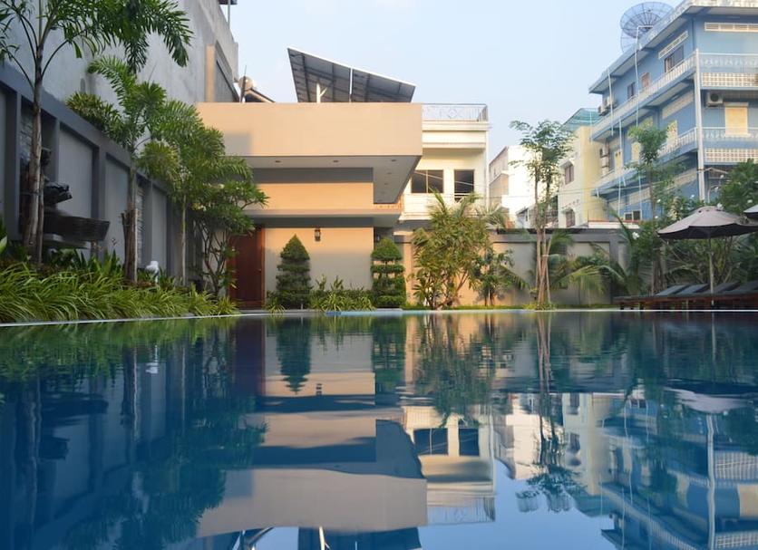 สระว่ายน้ำ รูปภาพ
