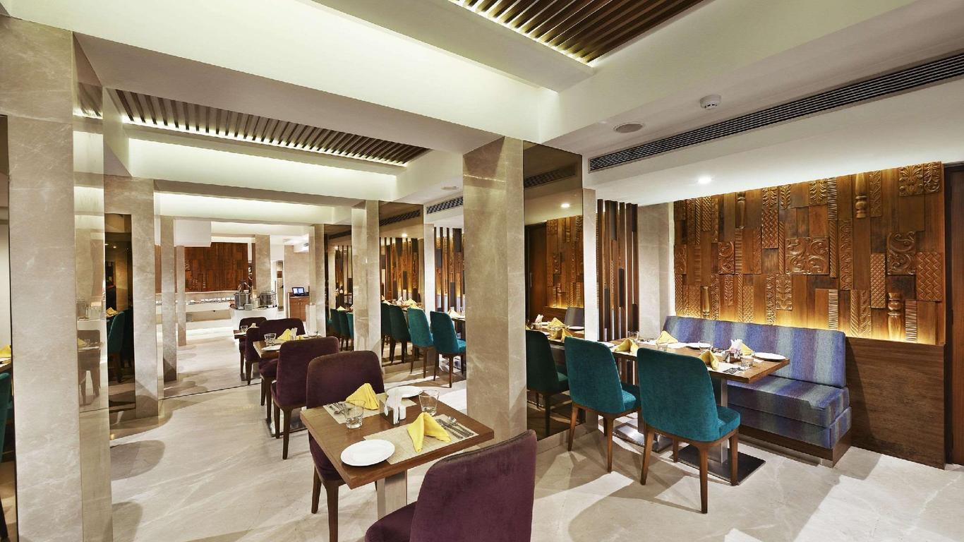 โรงแรมเฮอริเทจ ที่เคยรู้จักว่า คอมฟอร์ท อินน์ เฮอริเทจ
