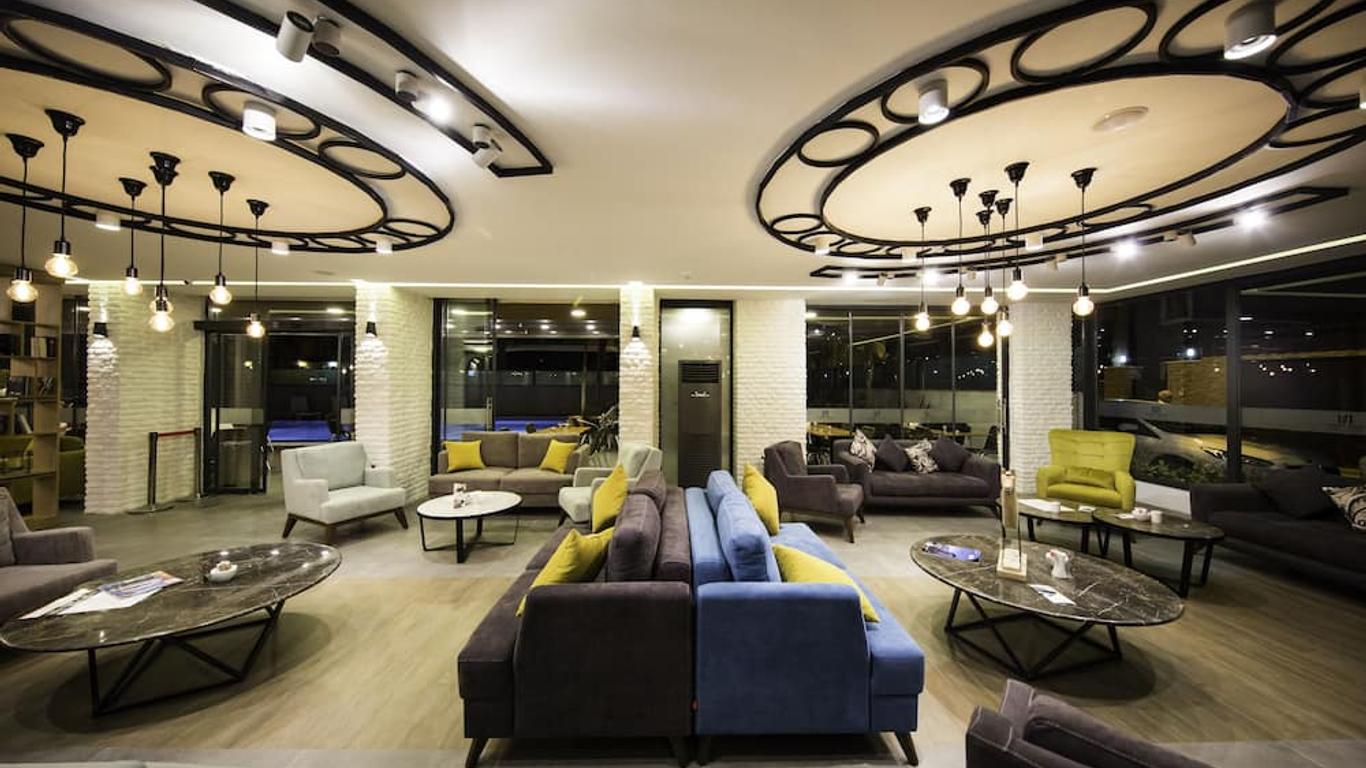 ลาเรน ฟามิลี่ โรงแรม & สปา - บูทีค โรงแรม