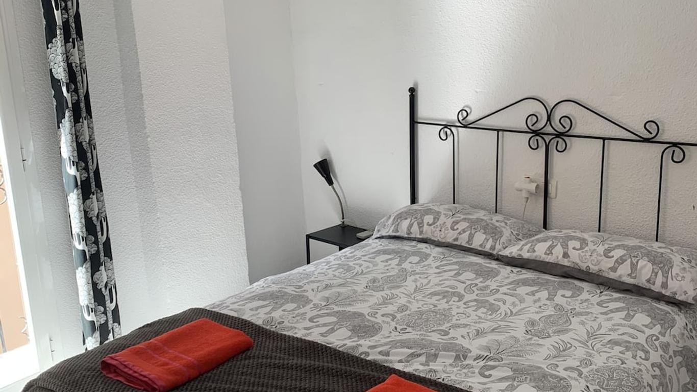 โรงแรม Barbieri Granada Pension - โฮสเทล