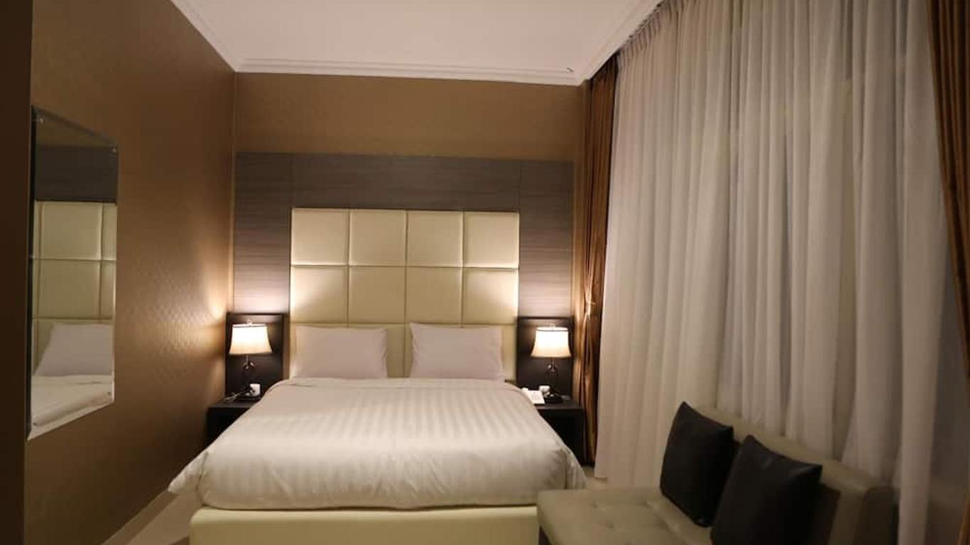 โรงแรม 55