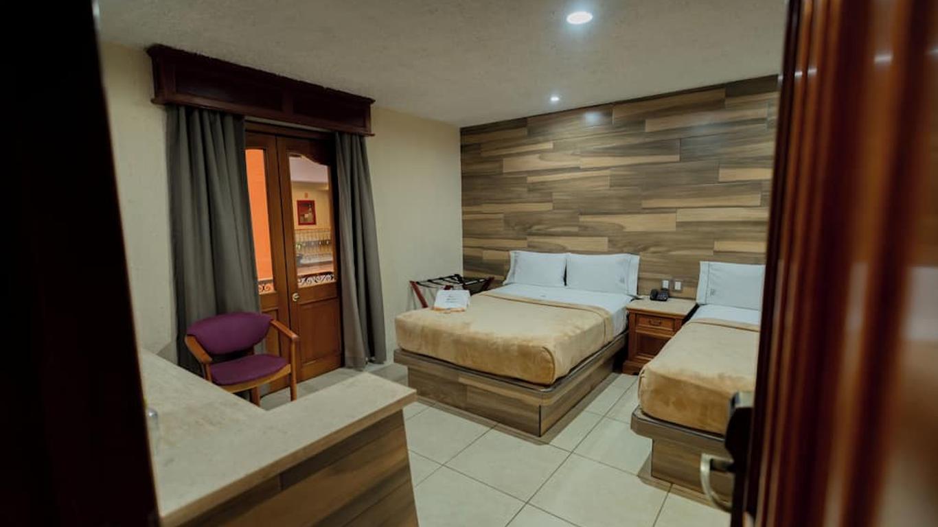 Hotel Santiago De Compostela - Guadalajara Centro Historico