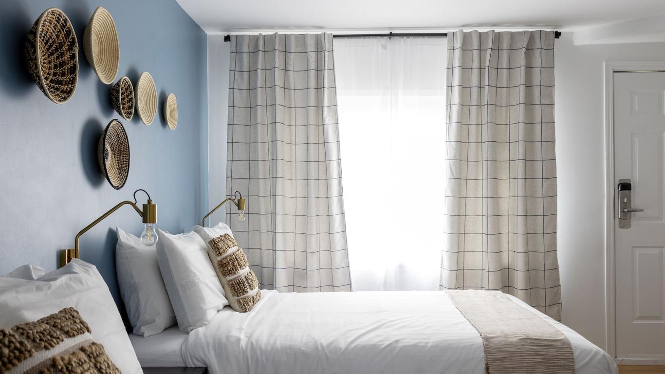 Kettle Valley Beach Resort รีสอร์ทชายหาด Kettle Valley