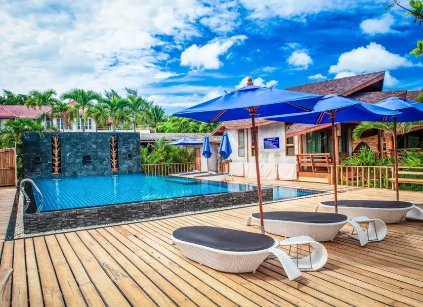 สระว่ายน้ำ รูปภาพ