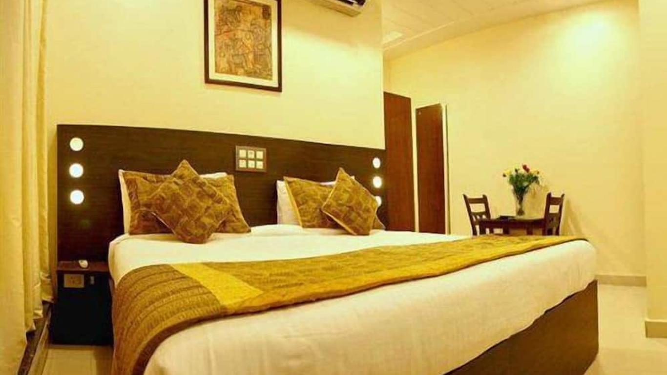 โรงแรม Amby Inn