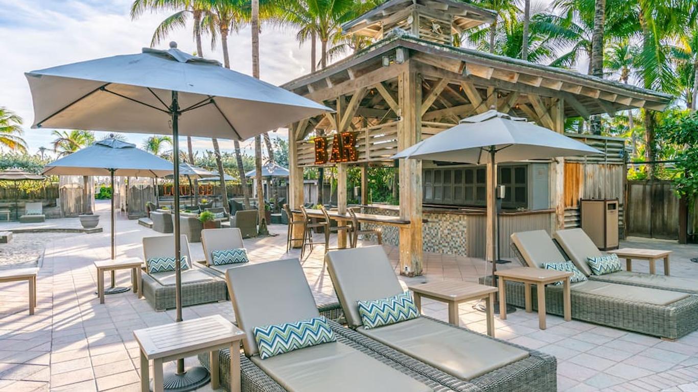 โรงแรมเนชั่นแนล - โอเชียนฟรอนท์รีสอร์ท - สำหรับผู้ใหญ่เท่านั้น