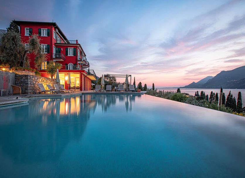 สระว่ายน้ำ รูปภาพ