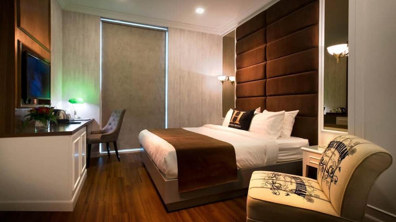 โรงแรมเอช บูทีค ศรีเปตาลิง