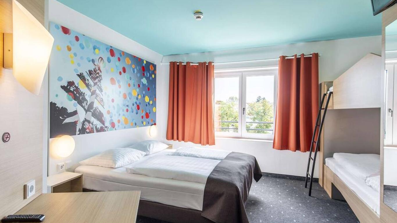B&B โรงแรม München City-Ost