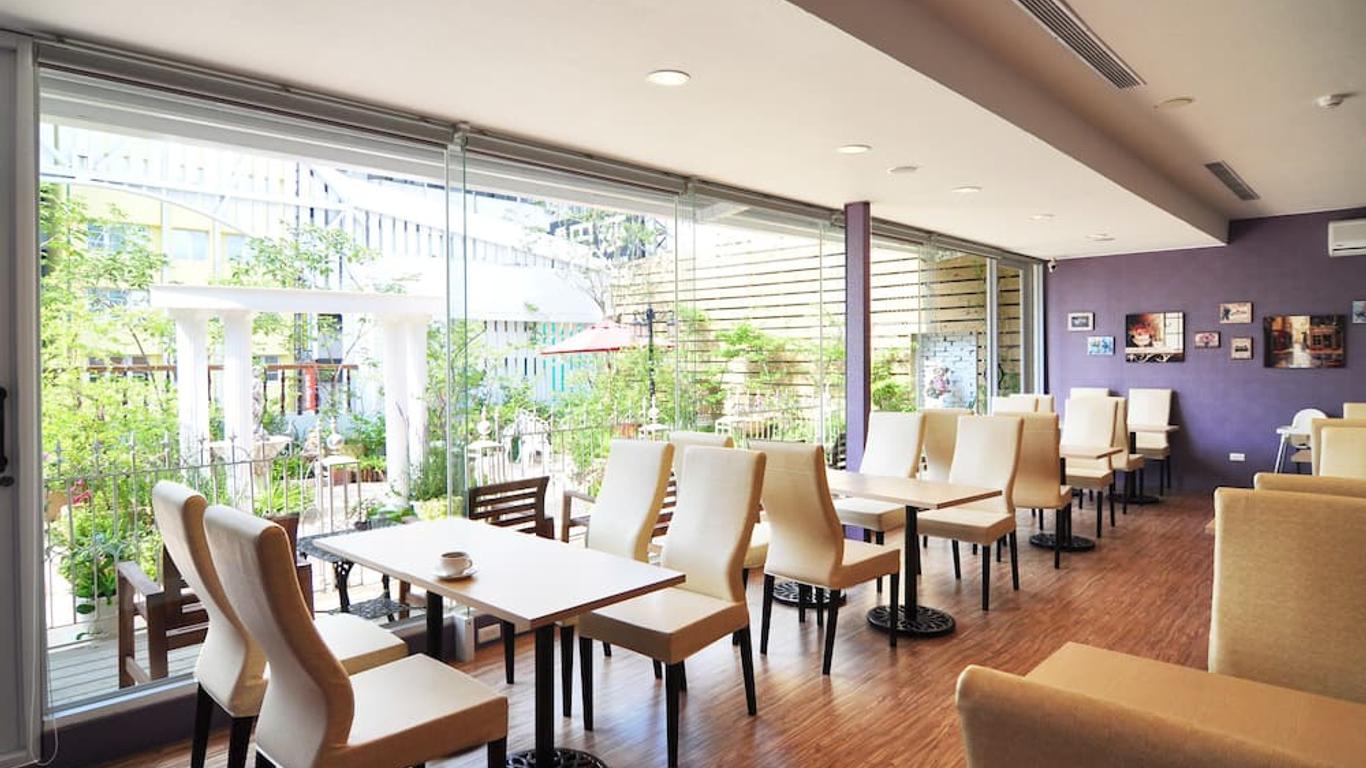โรงแรมมิราดอร์ เกาสง