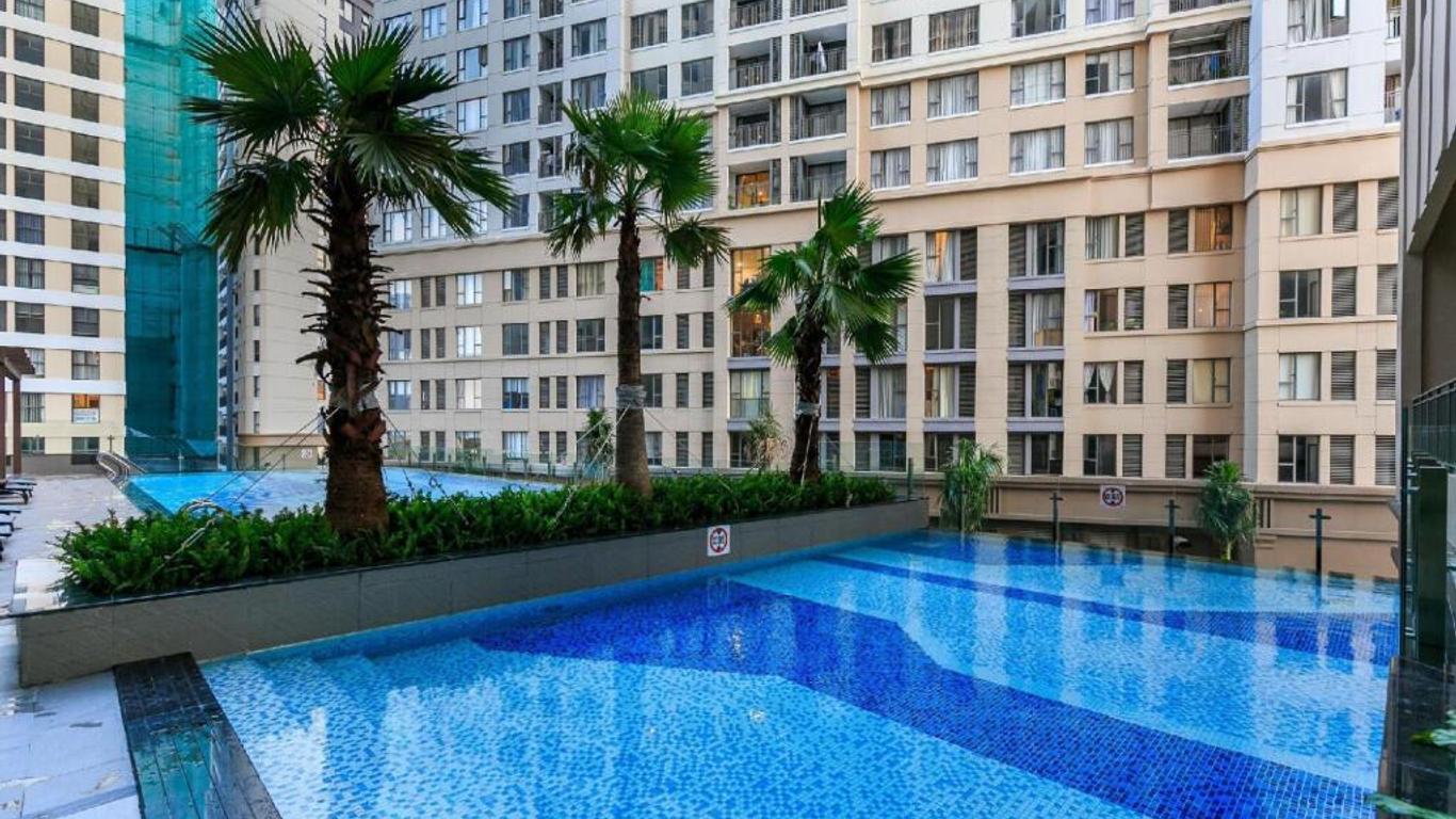 โรงแรมลักเชอรี่