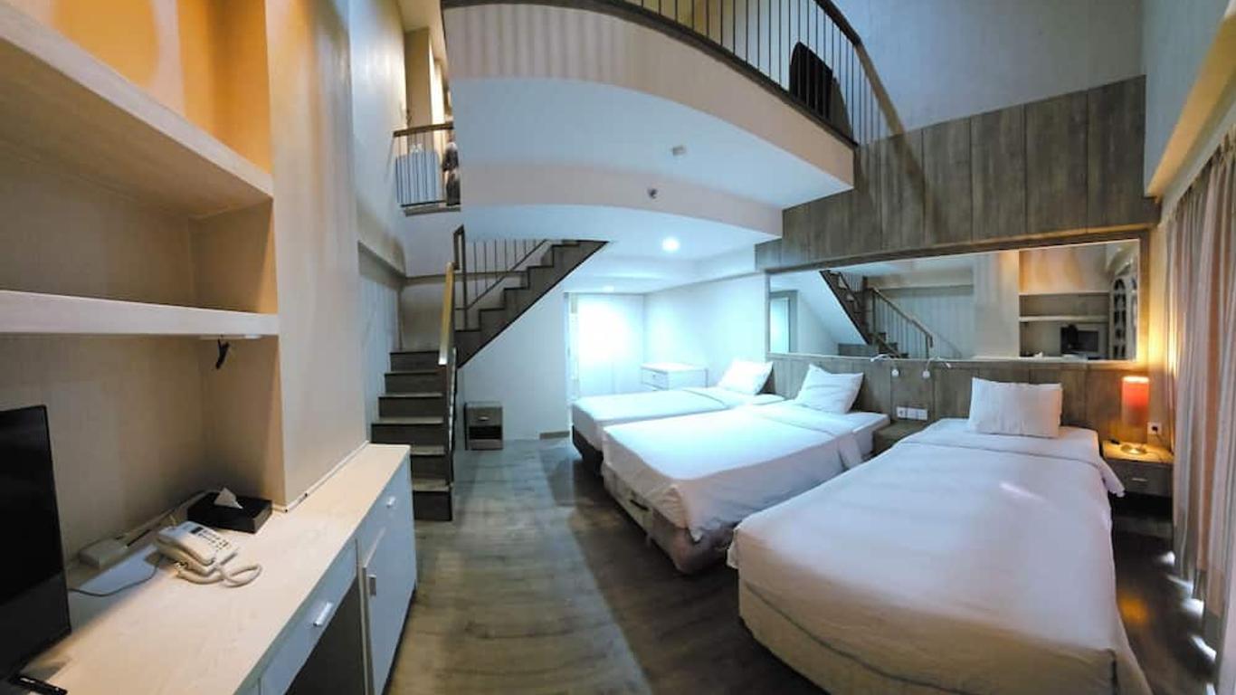 โรงแรมสติวเดนท์ พาร์ค