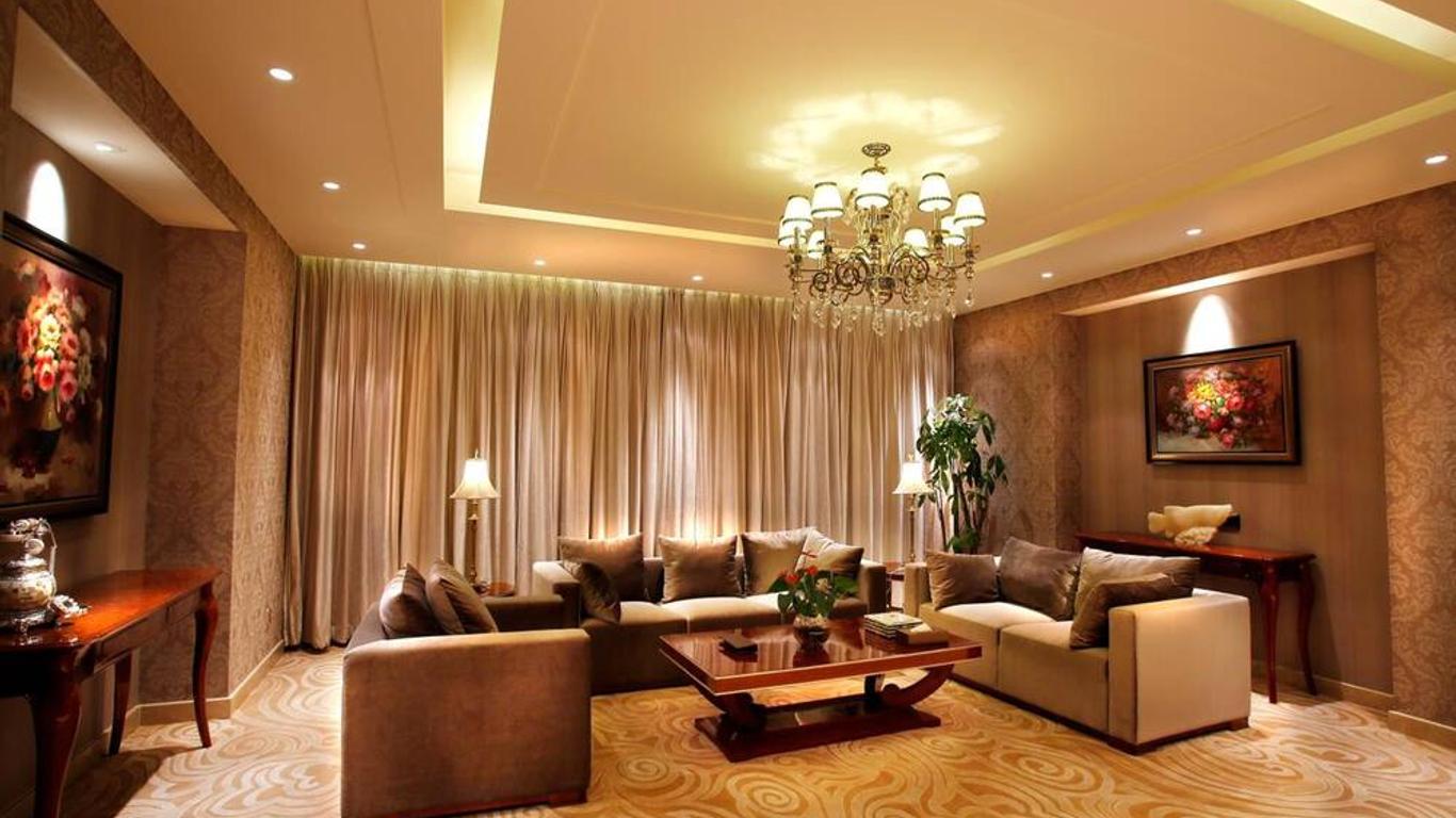 โรงแรมริทัน