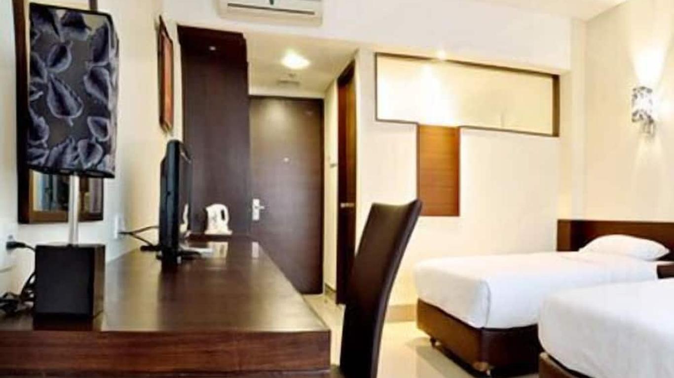 แบมบูอินน์ - โรงแรมและคาเฟ่