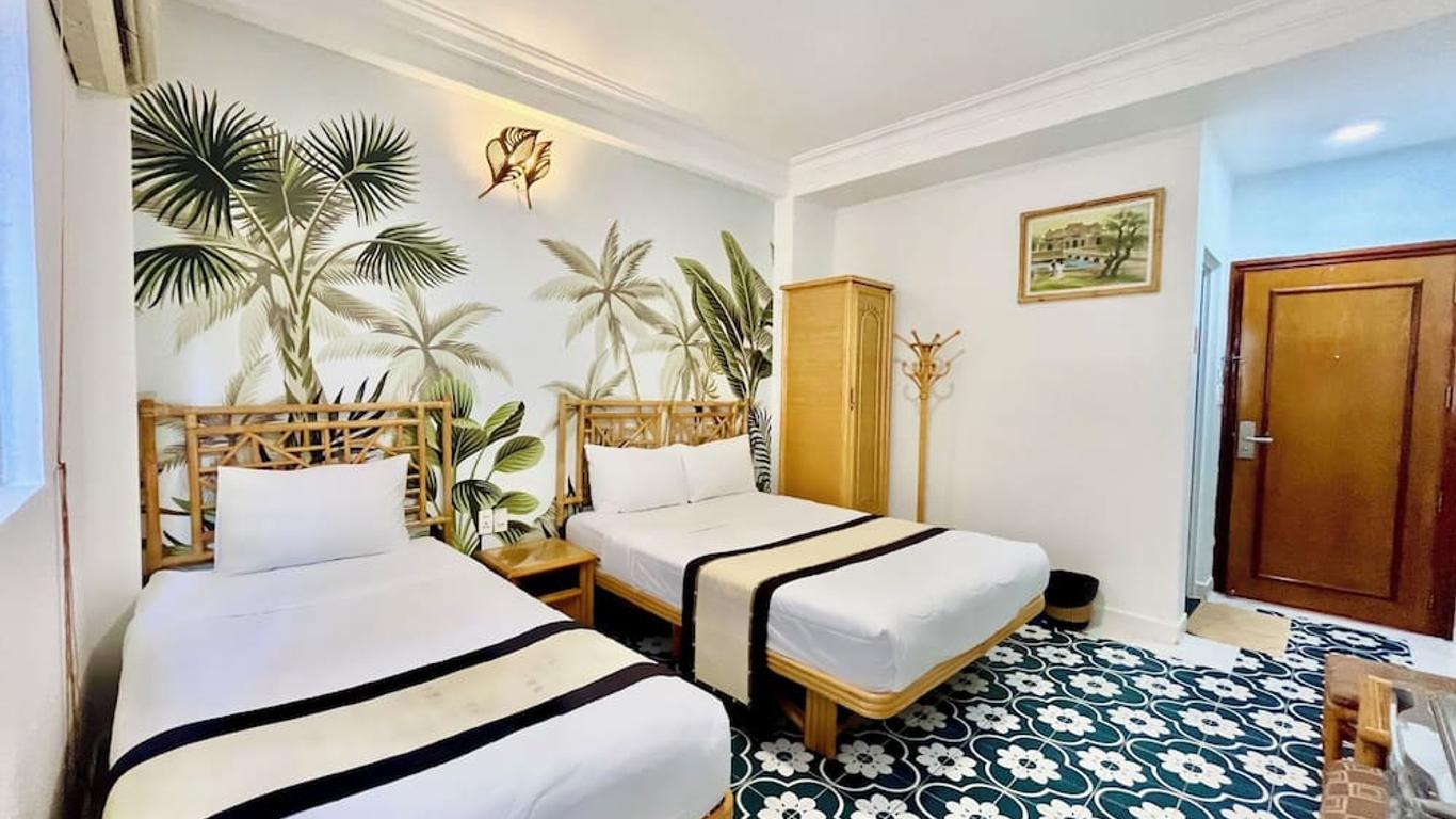 โรงแรม Spring House