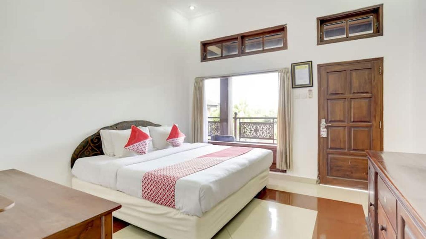 ซูเปอร์ โอโย 3261 โรงแรม ราตู