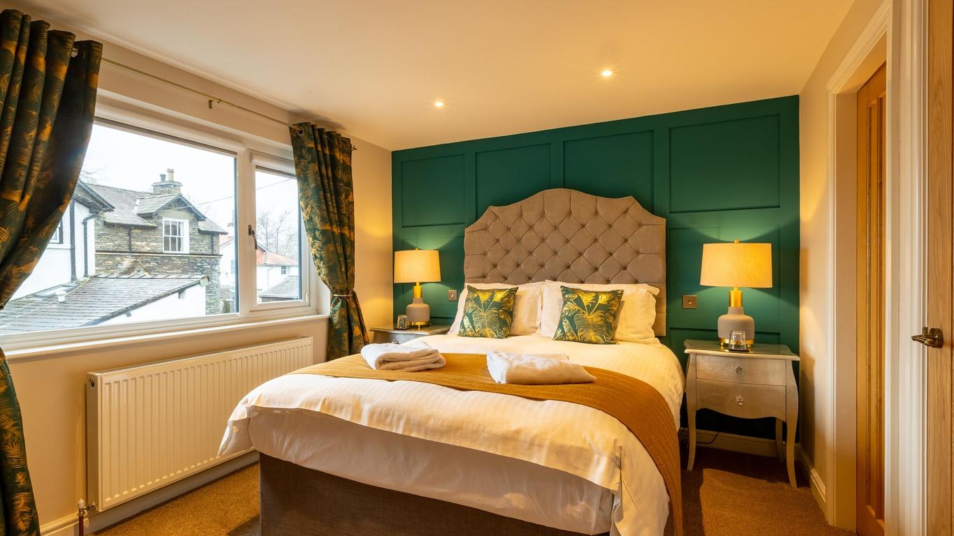 Holly Lodge Guest House with FREE off site health club