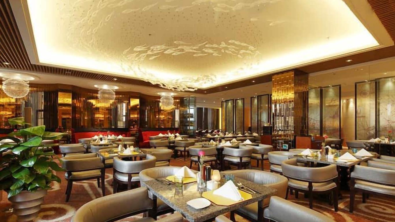 โรงแรมริเวียรา หนิงปัว