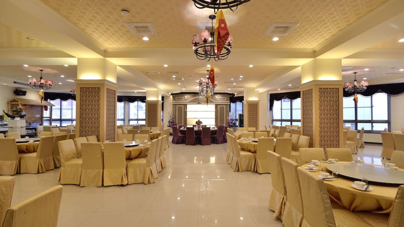 โรงแรมโมเดิร์นผูลี่