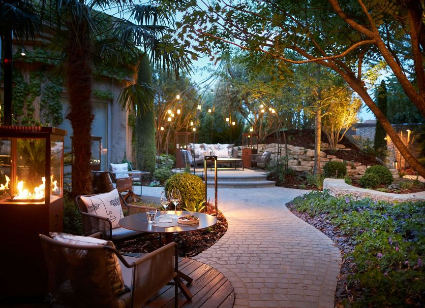 ลาน รูปภาพ