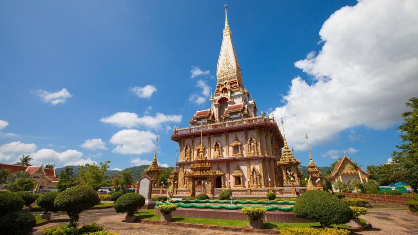 โรงแรมแพลทตินั่ม
